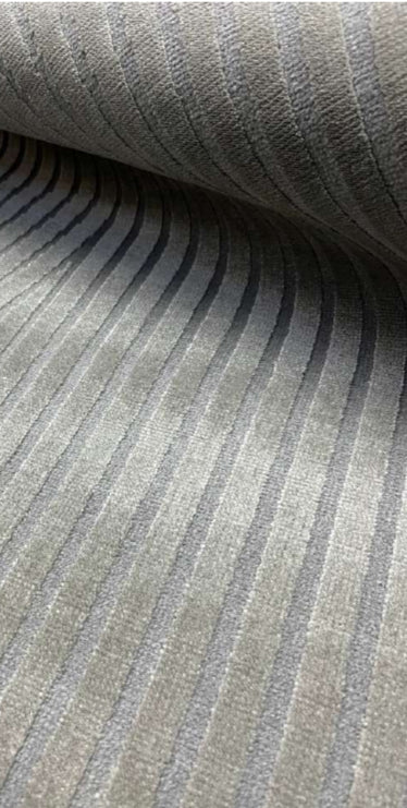 Tapete lineas gris obscuro
