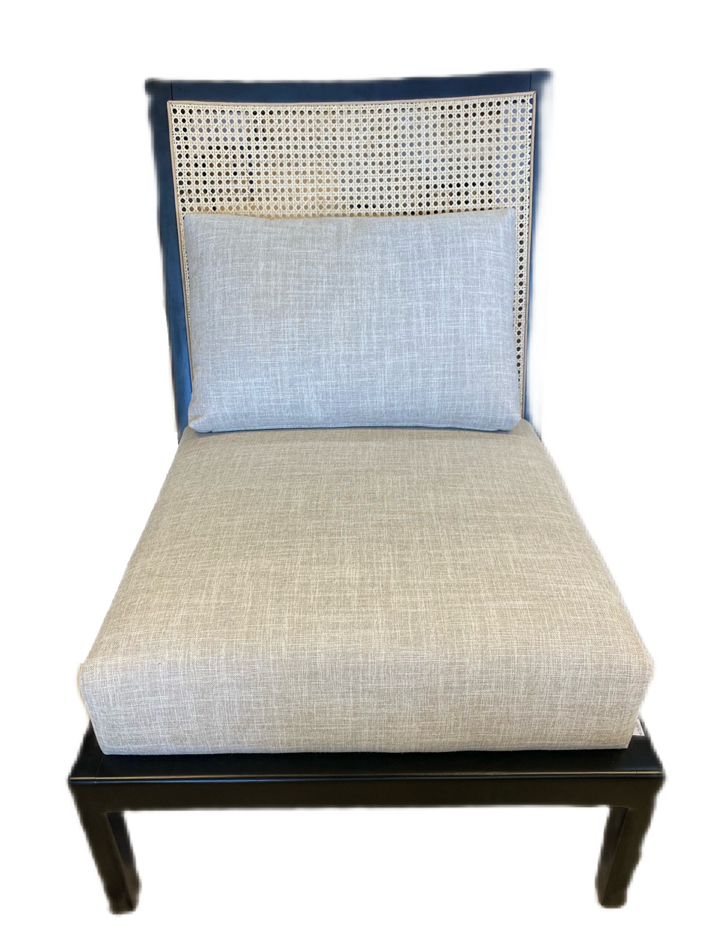 Sillón Ocasional en tela y respaldo bejuco